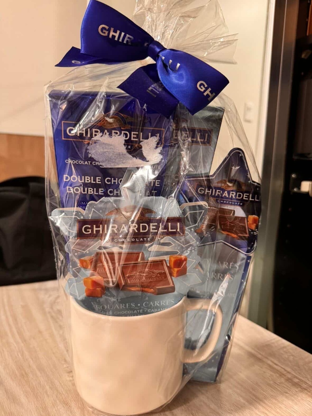 Ghirardelli Chocolate Gift Set / / Blue